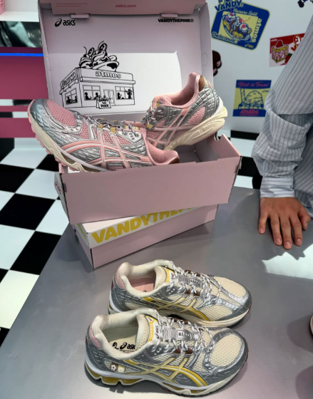 VANDYTHEPINK x Asics GEL-Nimbus 10.1 “Strawberry” Set for Release in June