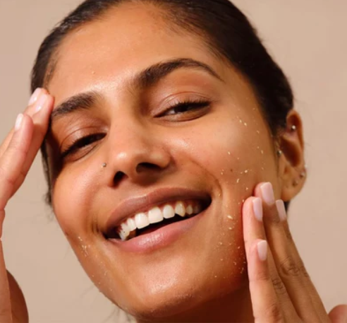 Large Pores: What Causes Them and How to Make Them Less Noticeable