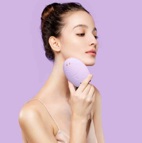 Smart Beauty Upgrades: High-Tech Gadgets Worth the Hype