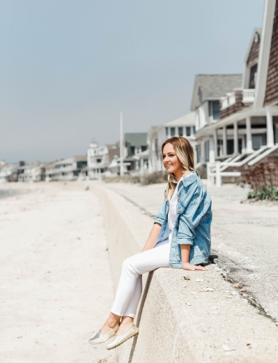 The Complete Guide to Styling White Jeans All Year Long