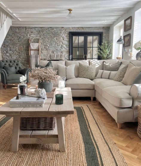 The Best Rug Colors to Pair with Gray Couches