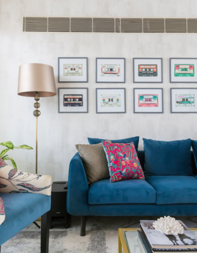7 Creative Ways to Decorate the Wall Behind Your Sofa