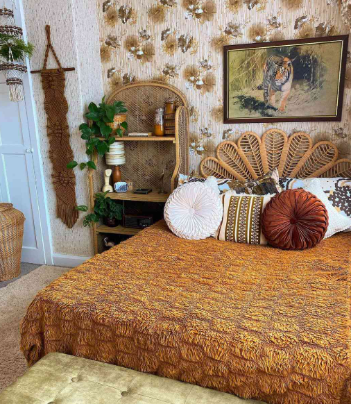 9 Creative Ways to Style the Wall Above Your Bed