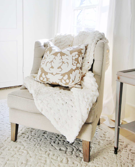 10 Creative Ways to Decorate with Throw Blankets