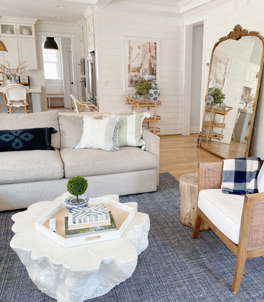 How to Style a Large Wall: 9 Creative Ideas