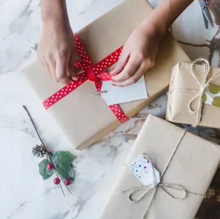 Holiday Gift Guide #1: Support Small Businesses This Season